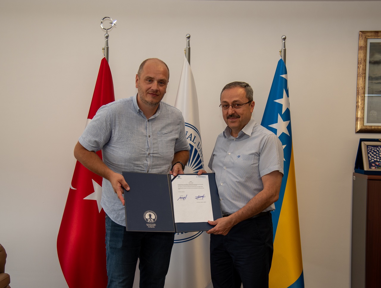 IUS ve Kodeks d.o.o., Endüstri-Akademi İşbirliğini Güçlendiren Mutabakat Anlaşması İmzalıyor