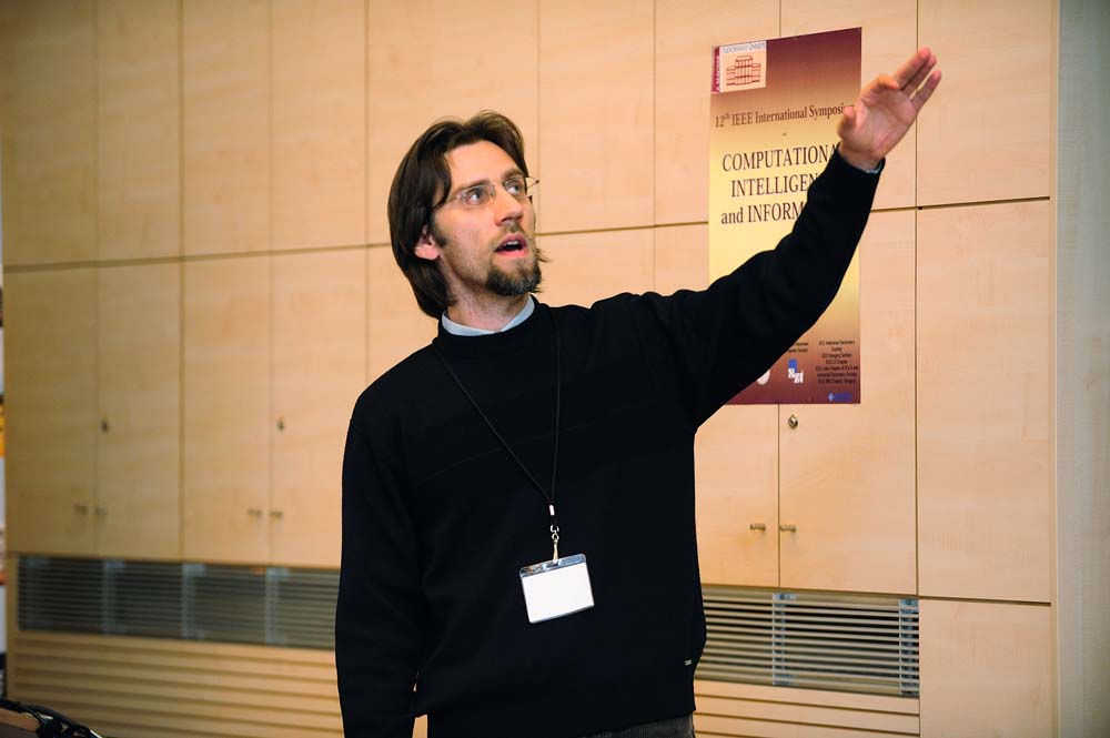 IUS Bilgisayar Bilimleri ve Mühendisliği Öğretim Görevlileri YouTube sosyal ağında ilginç izler buldu