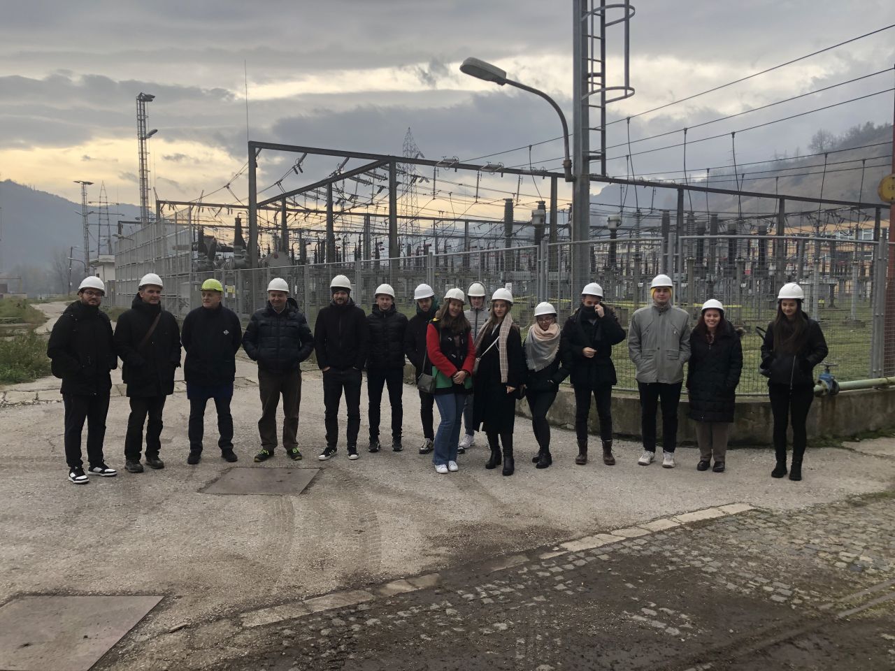 IUS Öğrencileri Kakanj Termik Santralini Ziyaret Ederek Son Enerji Teknolojilerini Keşfetti