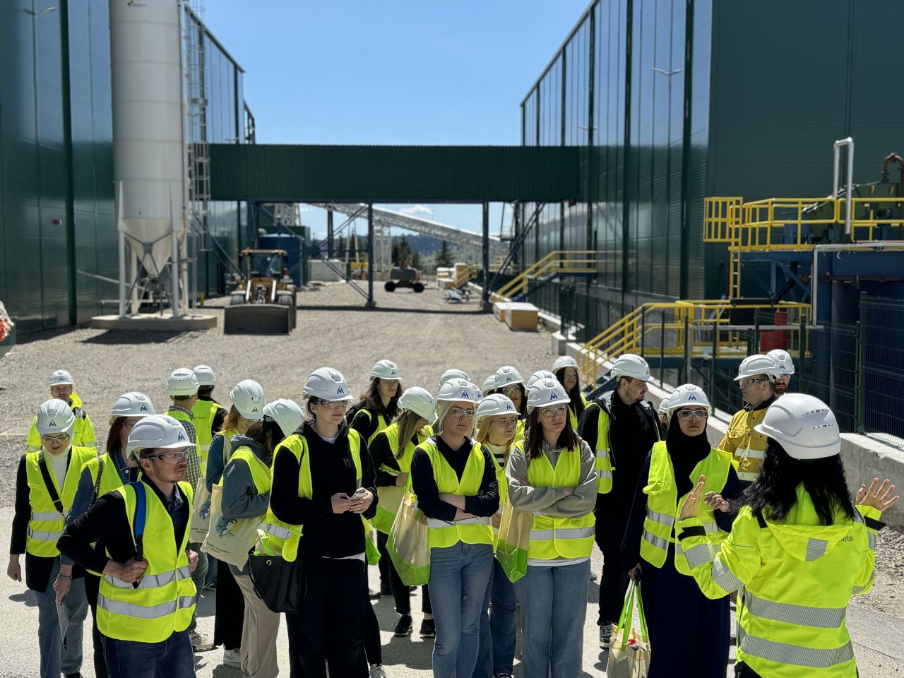 Studenti IUS-a se upoznali sa industrijskim procesom u kompaniji Adriatic Metals