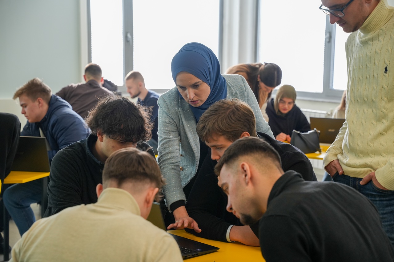 Zimska škola „Show and Tell” na IUS-u inspirisala buduće inženjere elektrotehnike