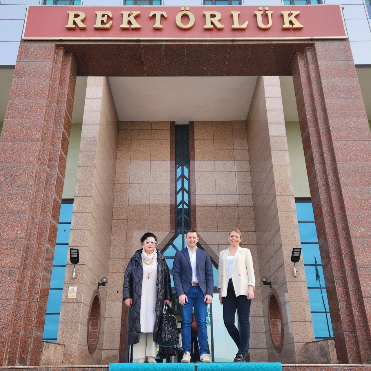 IUS Strengthens Academic Cooperation with Balıkesir University Through Visits of Two Faculty Members