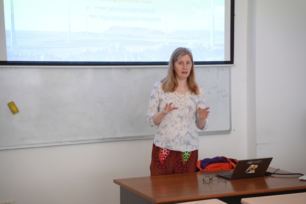 IUS EEE Organizes FENS Talks Workshop on Power Engineering and Smart Grids