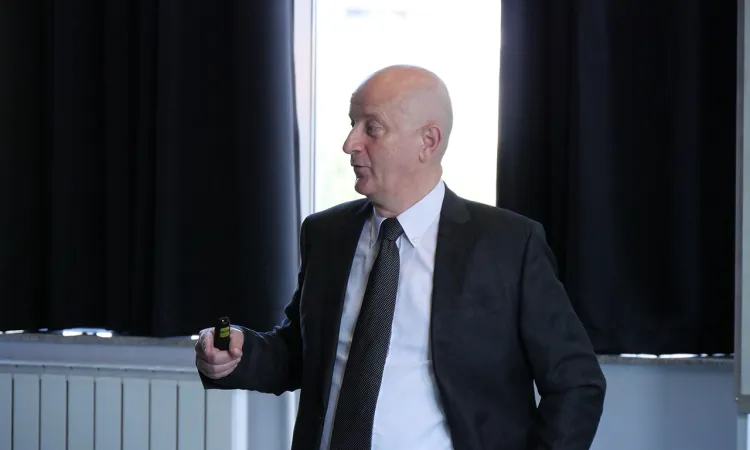 Hassasiyetin Gücü: Dr. Zijad Džemić, Mühendislikte Veri Bütünlüğü ve Ölçüm Hakkında Konuşuyor