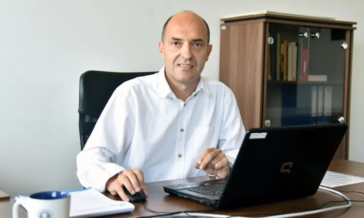 Doç. Dr. Adnan Zoranić ”Saraybosna'da Geç Modernizm Döneminde Konut Mimarisi" Kitabı