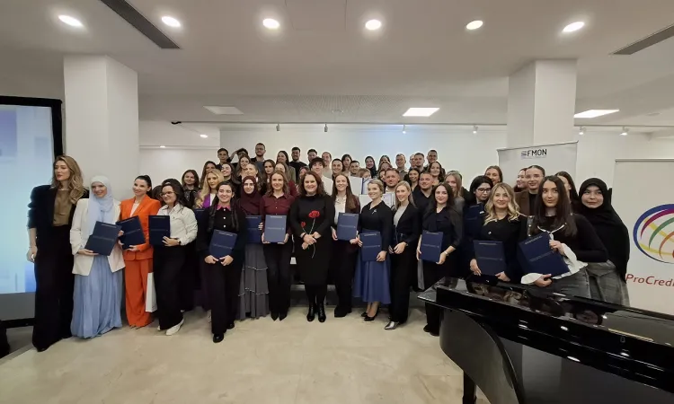 Başarıyı Kutluyoruz: IUS Öğrencileri Uluslararası Öğrenciler Günü’nde Federasyonun En İyileri Arasında Ödüllendirildi