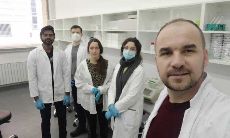 “Olumlu tutumunuzu koruyun ve herkese saygı gösterin” - Dr. Jasmin Šutković, IUS Mezununun Başarı Hikayesi