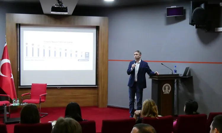 FENS Talk, SALIX Data Başkanı Jonathan Adams'ı Konuk Ediyor