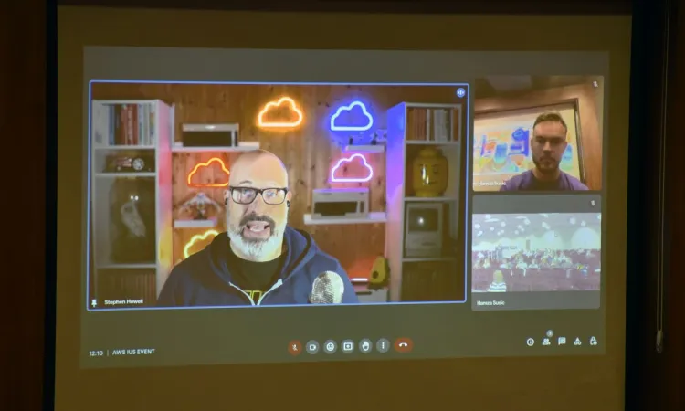 Tanınmış AWS Uzmanı Stephen Howell ile Bir Oturum- IUS AWS Cloud Club