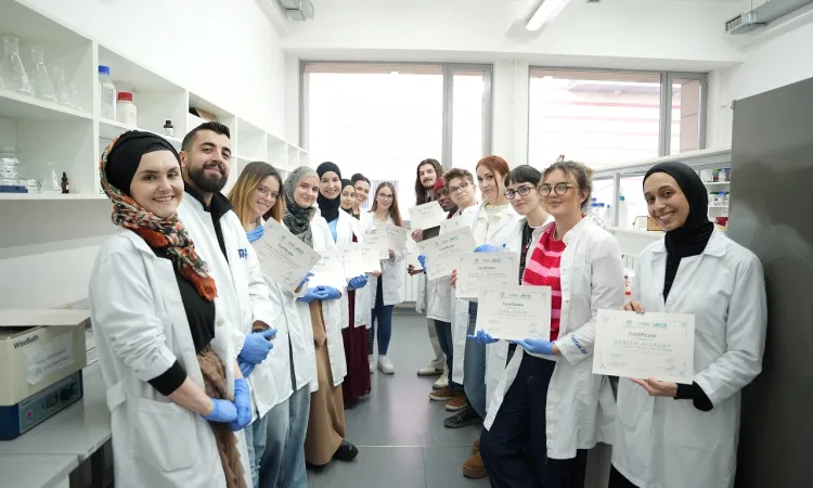 “Proteinlerinizi Sanata Dönüştürün!” – Uygulamalı Western Blot Atölyesi Başarıyla Gerçekleştirildi