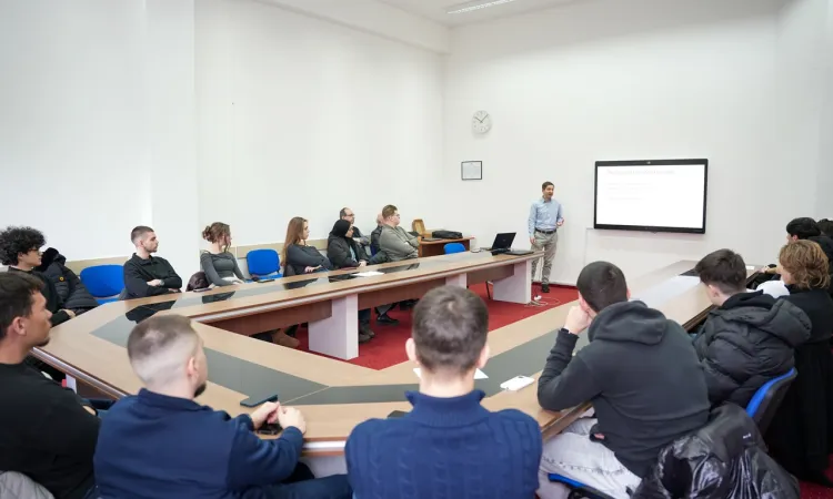 IUS Kış Okulunda Makine Mühendisliği Atölyesi Düzenlendi