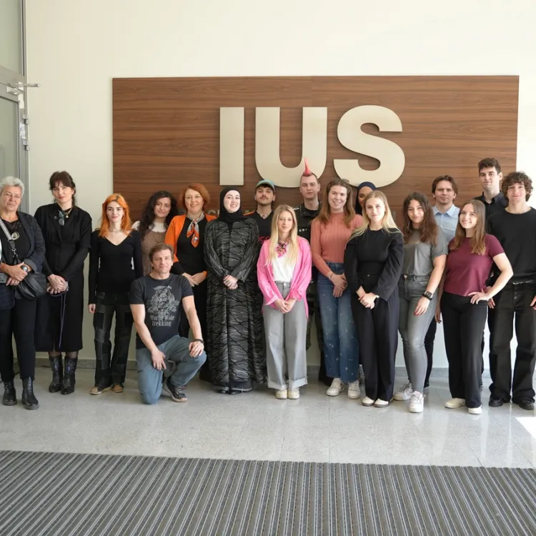 Polonya ve IUS Mimarlık Öğrencileri IUS Atölyesinde Tasarım Yoluyla Duyguyu Keşfetti