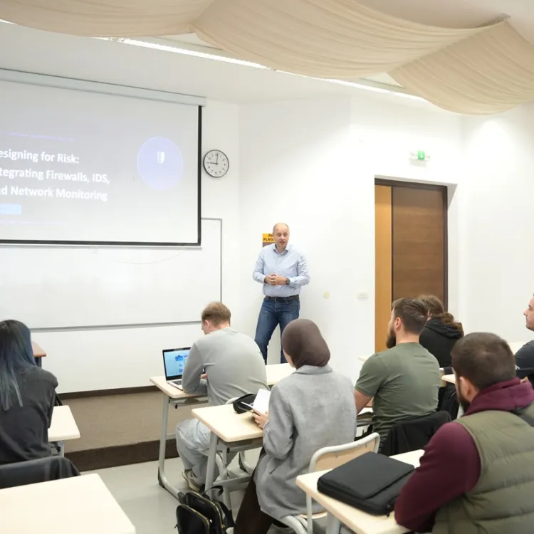 FENS Talks Hosts Guest Lecture on Risk-Driven Network Security Design